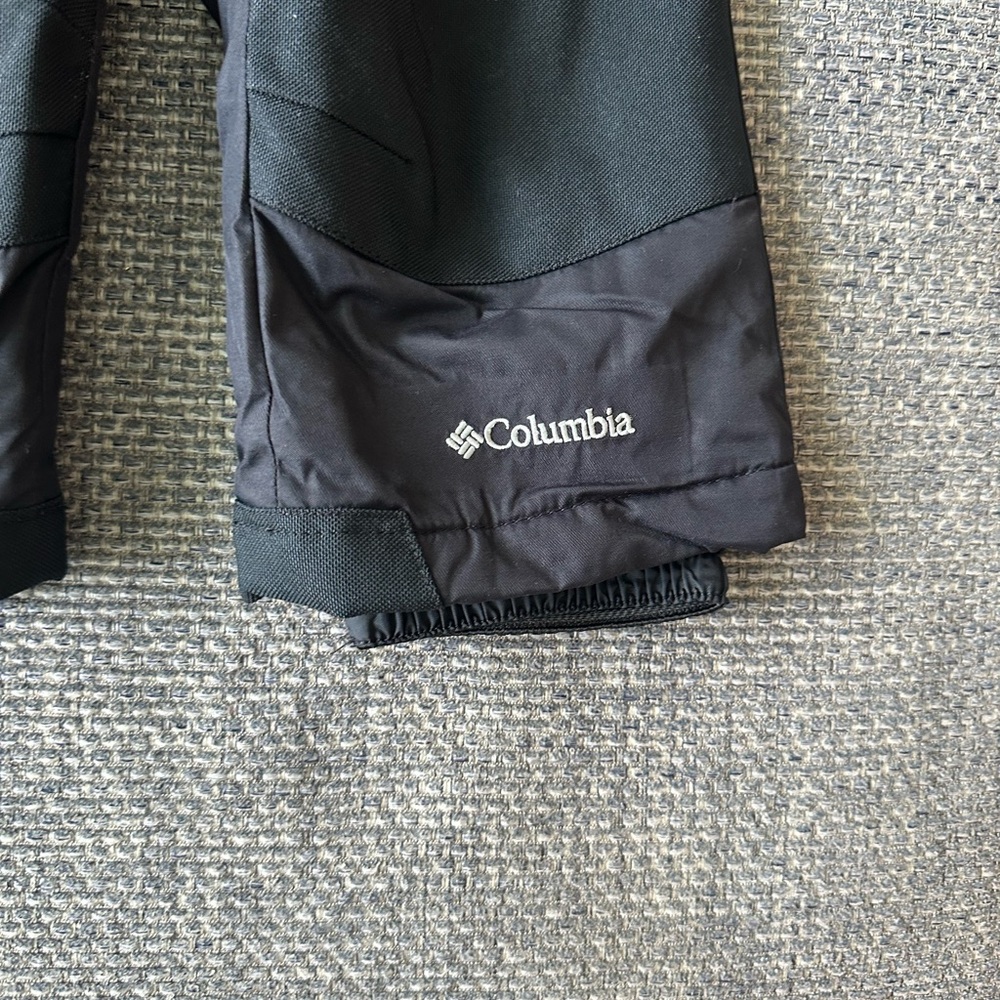 ❄️ Columbia Black Snowpant Overalls 👶 12-18 Months | Warm & Waterproof! - Picture 2 of 5